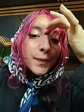 _Laary_Lily's cam snapshot