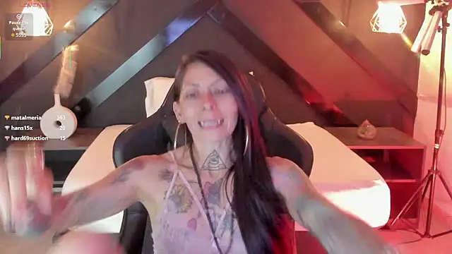 dark_gotica's cam snapshot