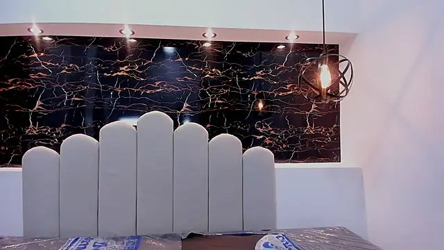 Annyrosee's cam snapshot