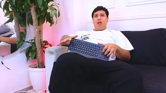 Naim_Bennetsex live sex cam