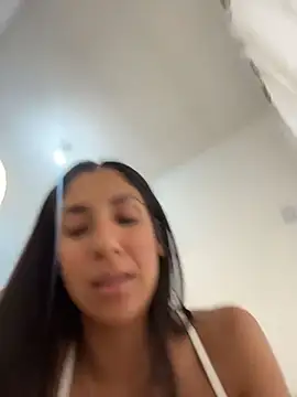 MaddyX__'s cam snapshot