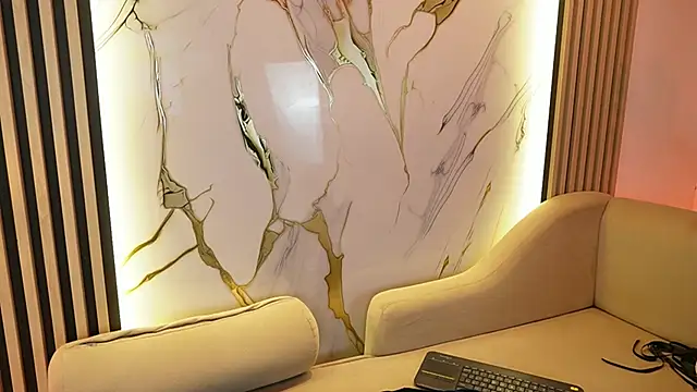 Emma_Walkerr_'s cam snapshot