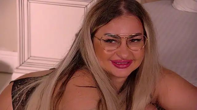 Denisse_Perry live sex cam