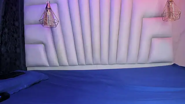 IrinaVoshh_'s cam snapshot