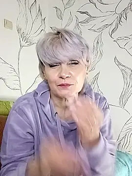 Catty_Lady's cam snapshot