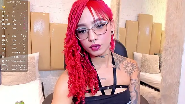 salem_rose's cam snapshot