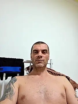 DOMINATOR_SIR-MASTER's cam snapshot