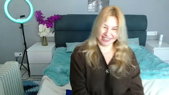 Passion-Blondy's cam snapshot