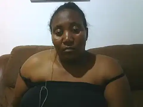 ebonytitts4u's cam snapshot