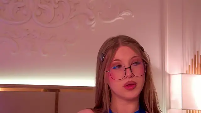 RemyLoon's cam snapshot