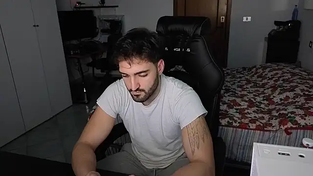 Al3xox02 live sex cam