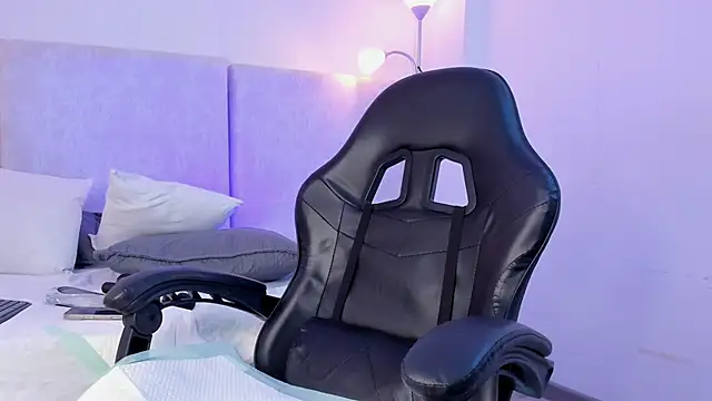 Giselle_Lauren live sex cam