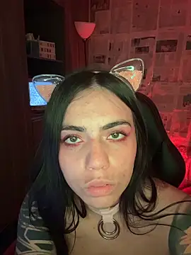 i_am_nina_'s cam snapshot