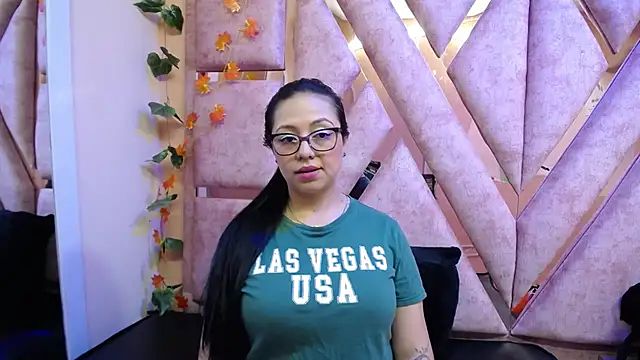 slut_anal_'s cam snapshot