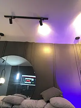 Tayler_Kim's cam snapshot