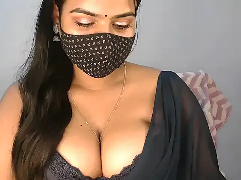 Cute_Vinni's cam snapshot