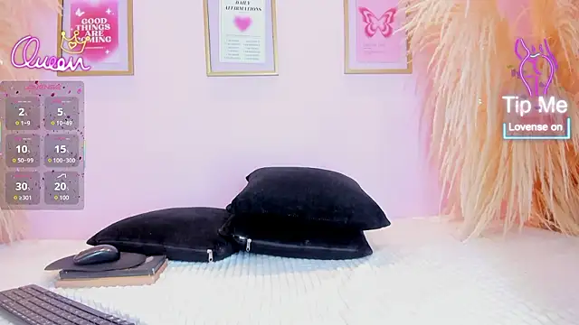 SunnyGilmoree's cam snapshot