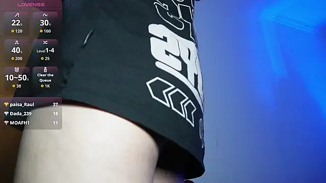 littlee_red's cam snapshot