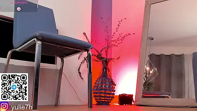 _Jessy_Moon_'s cam snapshot