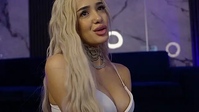 blondie_muller's cam snapshot