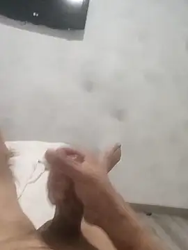 Alexandrevictor69 live sex cam