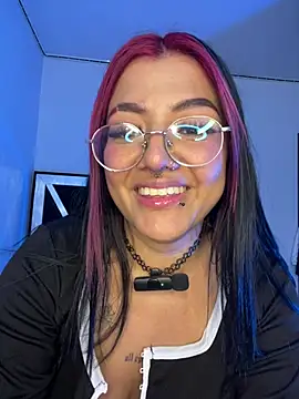 queen_of_you_heart's cam snapshot