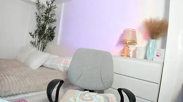 GuinevereBaroque live sex cam