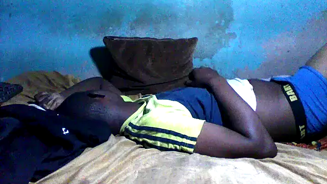 little__joy's cam snapshot