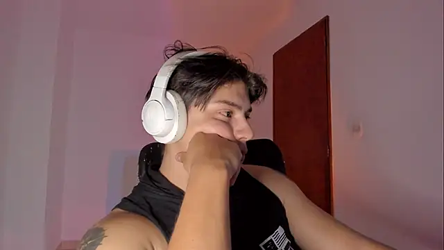 Giordano_Russo's cam snapshot