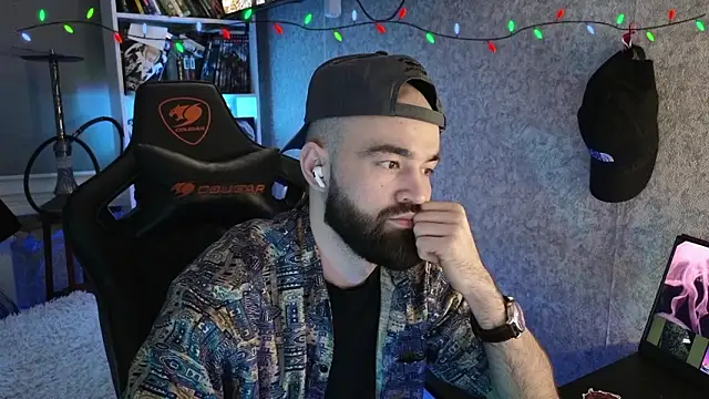 _Mostly_'s cam snapshot