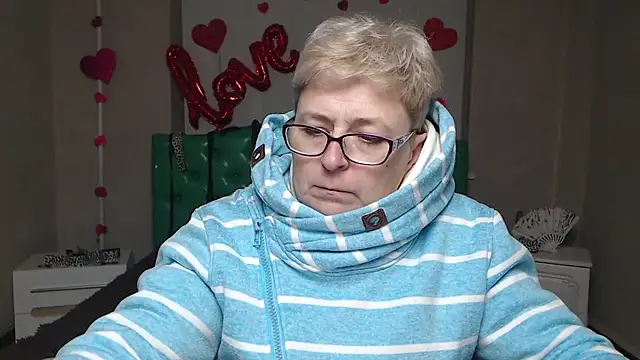 EmiliaGree's cam snapshot