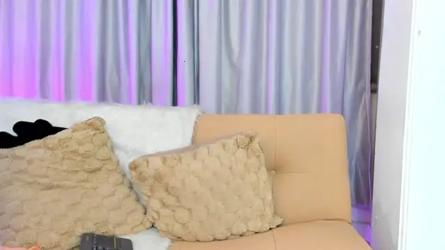 Cristal_Evanz's cam snapshot