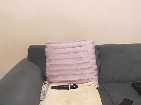 Thique_Dollxx's cam snapshot