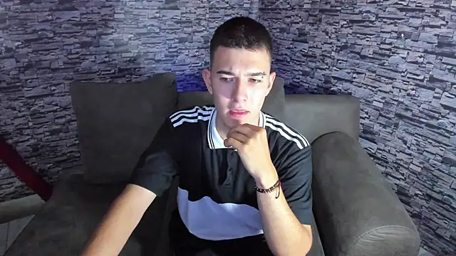 Aleck_Boy live sex cam