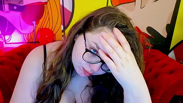 LuxSopphia's cam snapshot