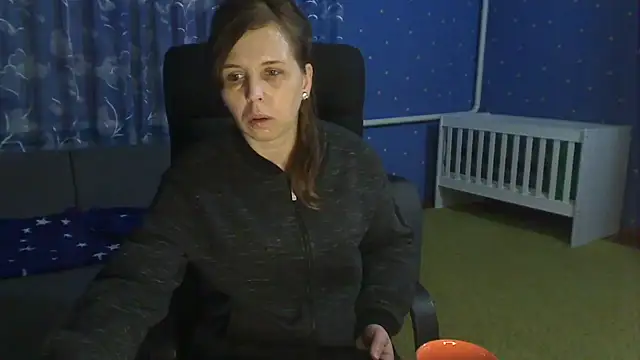 loveis007's cam snapshot