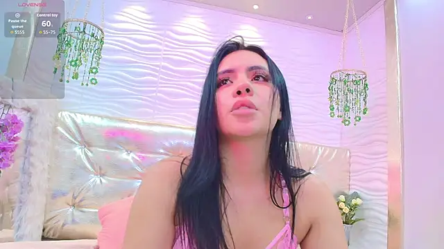 alanna_blaze's cam snapshot