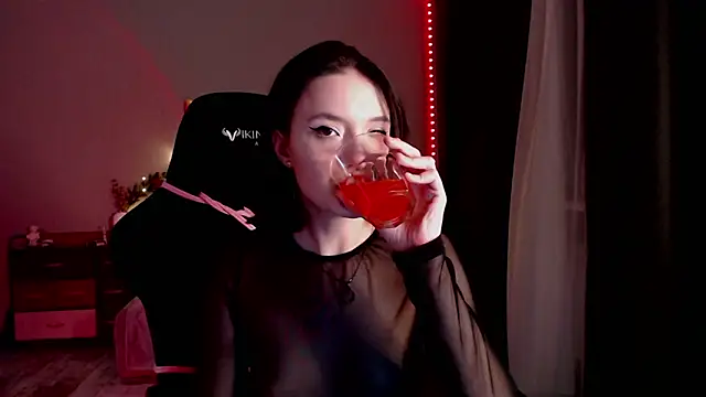 dolll_maiya's cam snapshot