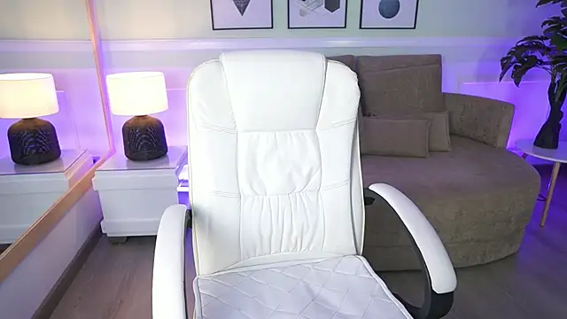 EmilyTurneer's cam snapshot