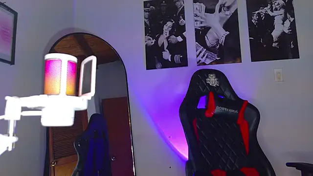 MarianaPradax's cam snapshot