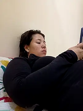 LaDiabla_31's cam snapshot