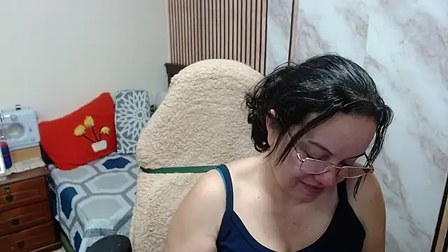 Sonialorens_ live sex cam