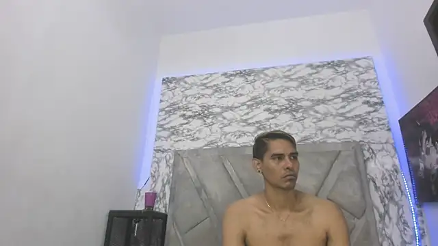 KiraFox1's cam snapshot