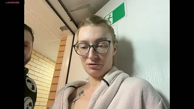 harleyblair's cam snapshot