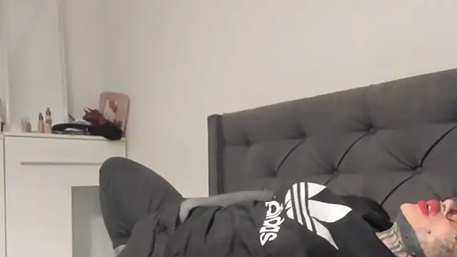 tamarapervert live sex cam