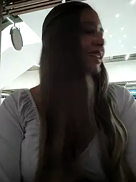 alana_69's cam snapshot