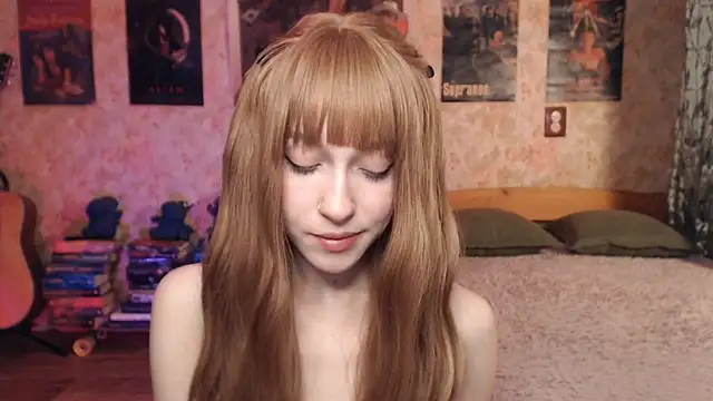 Friendly_Ellie's cam snapshot