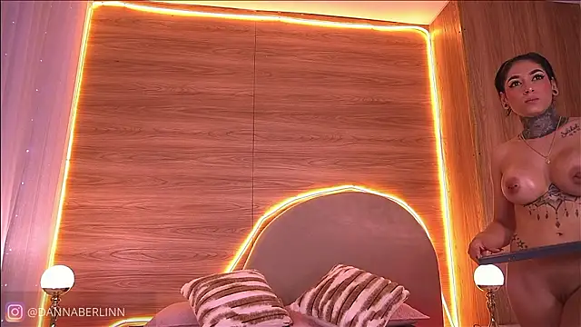 danna_berlin_ live sex cam