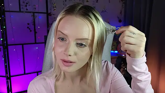 ImBonBon's cam snapshot