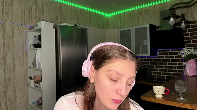 ChrisAmott live sex cam